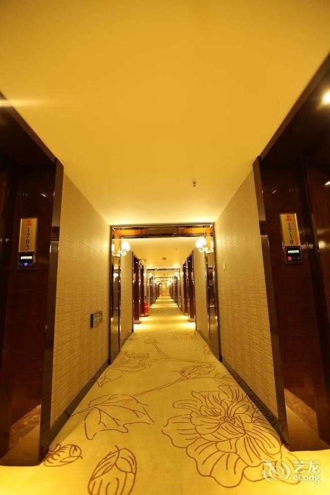 Jinya International Hotel Csangsa Kültér fotó